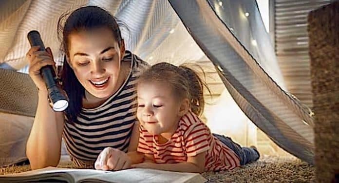 Geschenk für Kinder: Malbuch „Malen mit Max & Flocke“ kostenlos Geschenk für Kinder: Malbuch „Malen mit Max & Flocke“ kostenlos