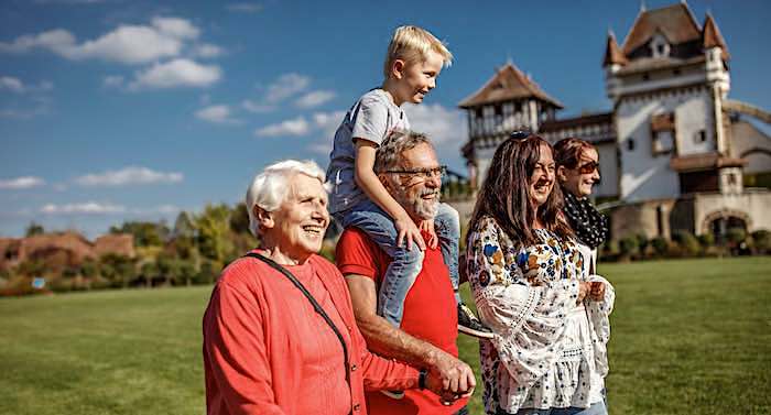 Landesfamilienpass 2021: Freizeitpark Rabatt Angebote für Familien