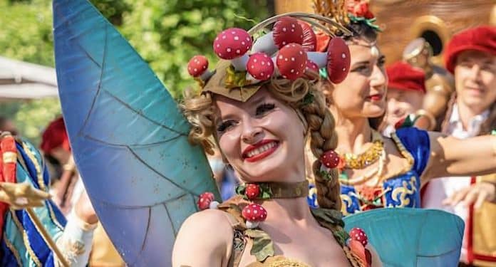 Europa-Park Gewinnspiel: Böklunder verlost 3 x 1 Freizeitpark Urlaub Europa-Park Gewinnspiel: Böklunder verlost 3 x 1 Freizeitpark Urlaub
