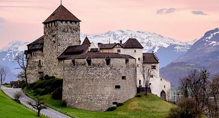 Falstaff Gewinnspiel: Urlaub im Fürstentum Liechtenstein gewinnen Falstaff Gewinnspiel: Urlaub im Fürstentum Liechtenstein gewinnen