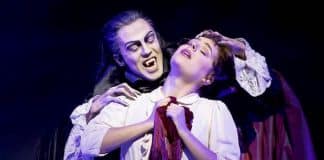 Tanz der Vampire Musical Gutschein Ticket mit 50 Euro Rabatt