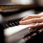Kunst des Klavierstimmens: Ein Klavier zum Singen bringen