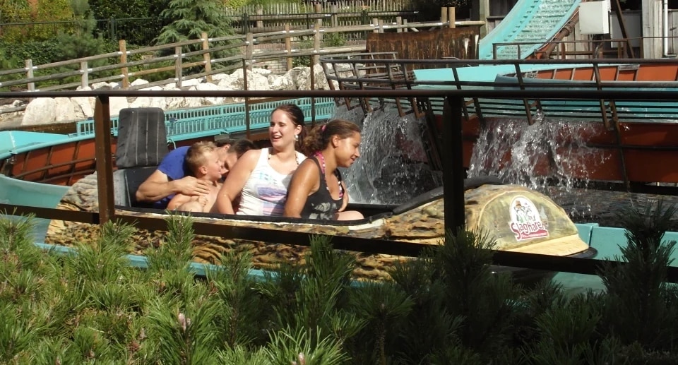 Slagharen Wasserbahn „Ripsaw Falls“ wieder in Betrieb