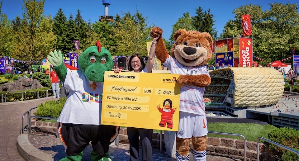 LEGOLAND Deutschland feiert LEGO Allianz Arena