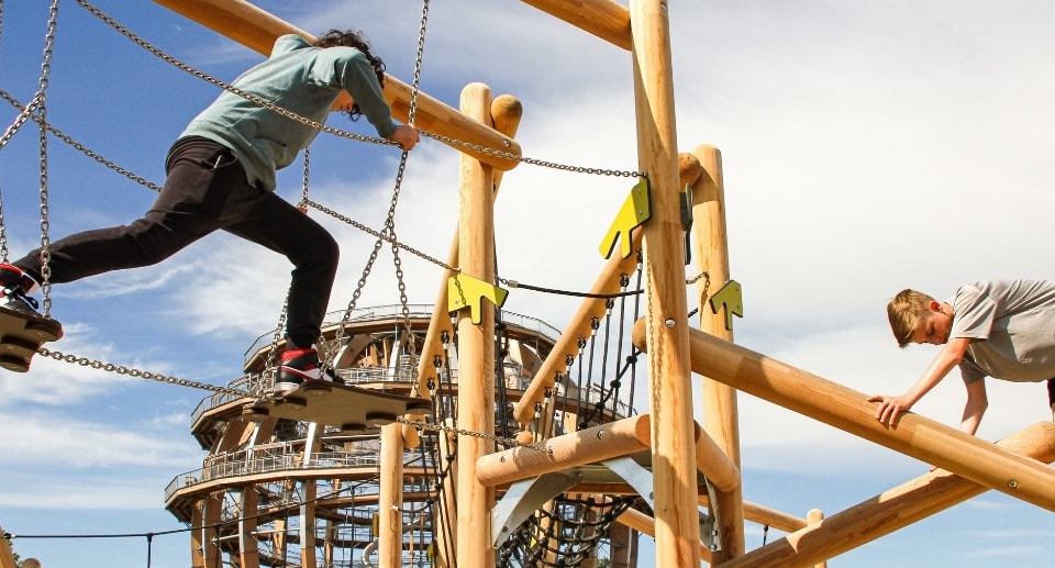 Erlebnisholzkugel Gutschein Familienkarte mit 50 Prozent Rabatt