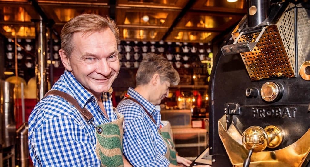 Karls Erlebnis-Dorf: „Erdbeer-Winter“ mit Eislaufbahnen