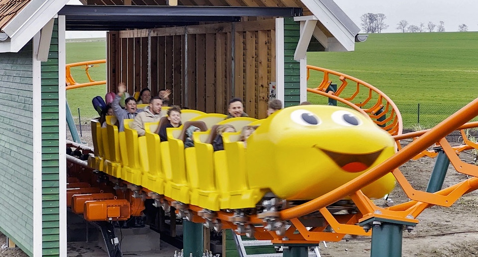 Holland-Park eröffnet neue Familien-Achterbahn „Klompi“